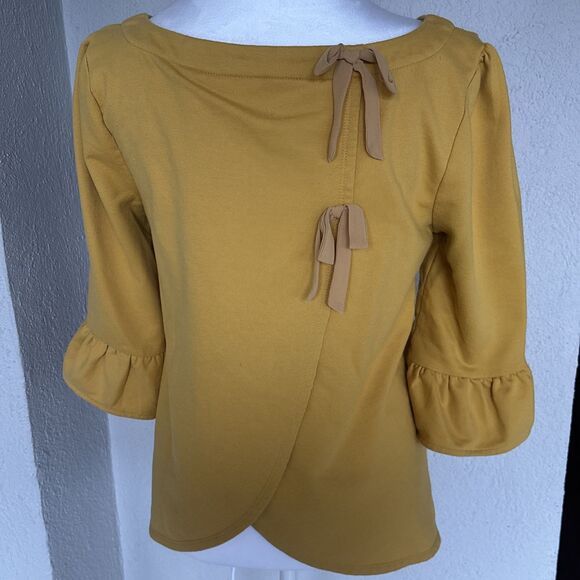 ModCloth Yellow Blouse With 3/4 Flare Sleeve And Bows On Asymmetrical Back - Med - Picture 3 of 7